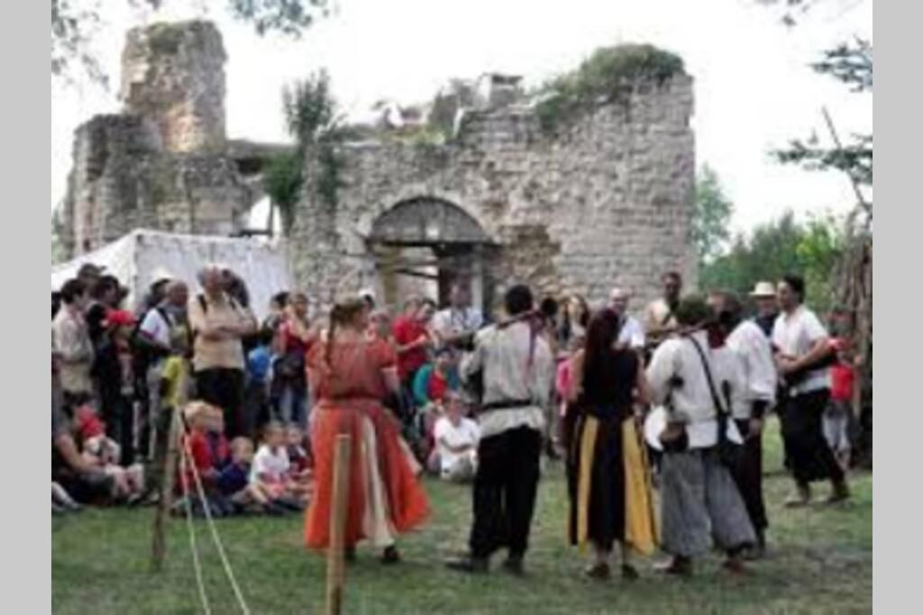 Ferienwohnung Aux Nobles Acacias Épagne-Épagnette Exterior foto