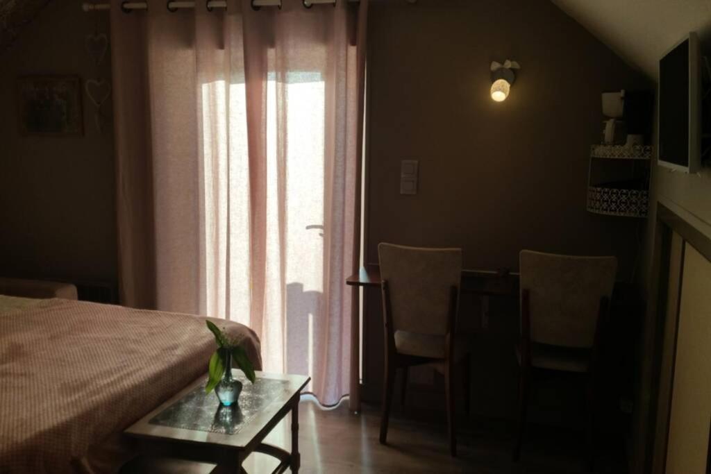 Ferienwohnung Aux Nobles Acacias Épagne-Épagnette Exterior foto